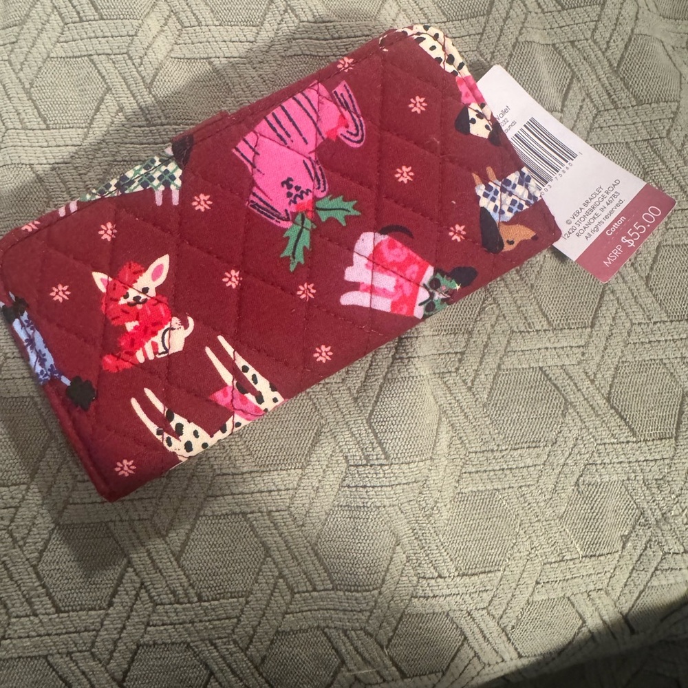 Vera Bradley Essential Cotton Wallet in “Holiday Hounds” new with tags